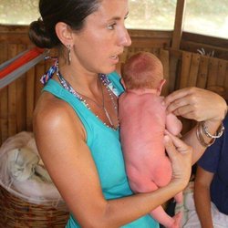 Mama Earth Midwifery - New baby check up at home