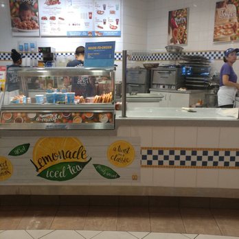 Auntie Anne's - Clean location, fully staffed during holiday season - Pretzels Near Me - Dulles, Virginia Auntie Anne's - Clean location, fully staffed during holiday season - Pretzels Near Me - Dulles, Virginia