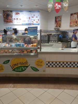 Auntie Anne's by null