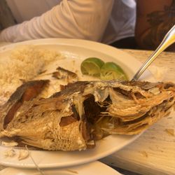 Boater's Grill - Whole fried fish