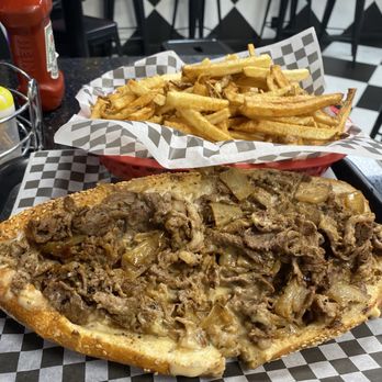 Geo's Steaks - Sandwiches Near Me - Aldan, Pennsylvania