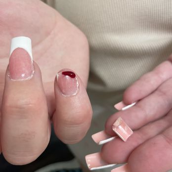 iNails & Spa - After 3 hours - Nail Salons Near Me - Long Beach, California iNails & Spa - After 3 hours - Nail Salons Near Me - Long Beach, California