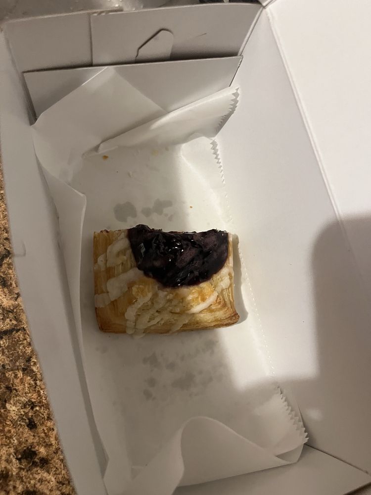 Cupcake Apothecary Bakery And Cafe Logo