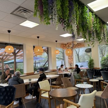 Hasel Cafe - Interior - Coffee & Tea Near Me - Renton, Washington
