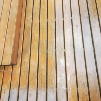 1 Pro Power Washing Services - Freshly pressure washed deck - Pressure Washers Near Me 1 Pro Power Washing Services - Freshly pressure washed deck - Pressure Washers Near Me