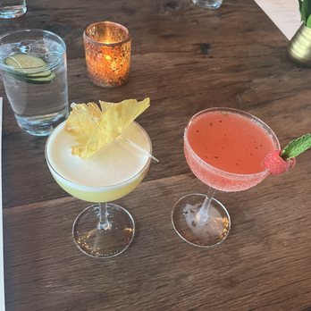 Signature Restaurant - Pineapple cocktail and raspberry cocktail - New American Near Me - San Antonio, Texas Signature Restaurant - Pineapple cocktail and raspberry cocktail - New American Near Me - San Antonio, Texas
