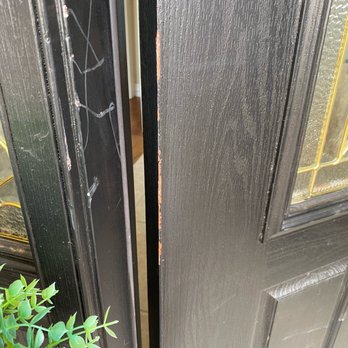 The Moving Guys - Scratched up door frame. - Movers Near Me - Abilene, Texas