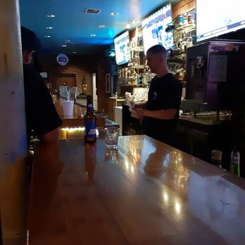 The Beach - The bar - American Near Me - Riverside, California