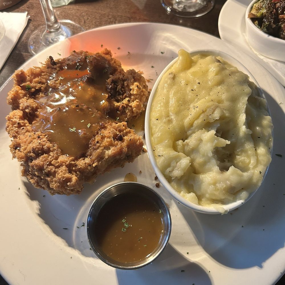 Epic Chophouse Kingsley - Pecan Crusted Chicken with Mashed Potatoes - Bars Near Me - Fort Mill, South Carolina Epic Chophouse Kingsley - Pecan Crusted Chicken with Mashed Potatoes - Bars Near Me - Fort Mill, South Carolina