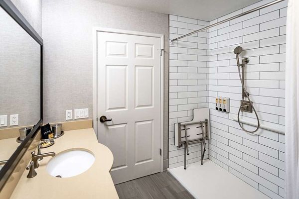 Best Western Plus Stevenson Manor by null