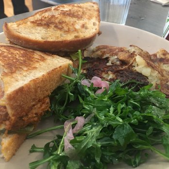 Sequoia Diner - Diners Near Me - Oakland, California