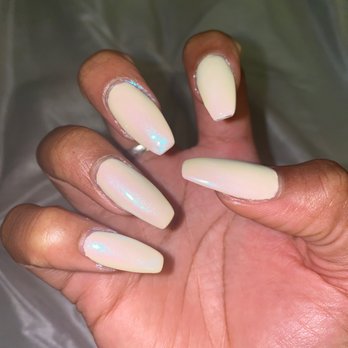 Red Carpet Nails and Spa Studio - Other hand - just a mess smh - Nail Salons Near Me - Gretna, Louisiana Red Carpet Nails and Spa Studio - Other hand - just a mess smh - Nail Salons Near Me - Gretna, Louisiana