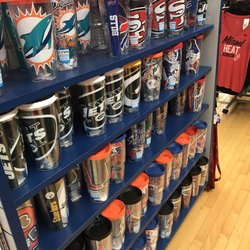 Lids Locker Room