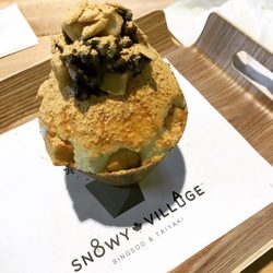 Snowy Village - The classic injeolmi bingsoo