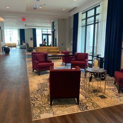 Tribute at Melford by Cogir Senior Living - Lounge area