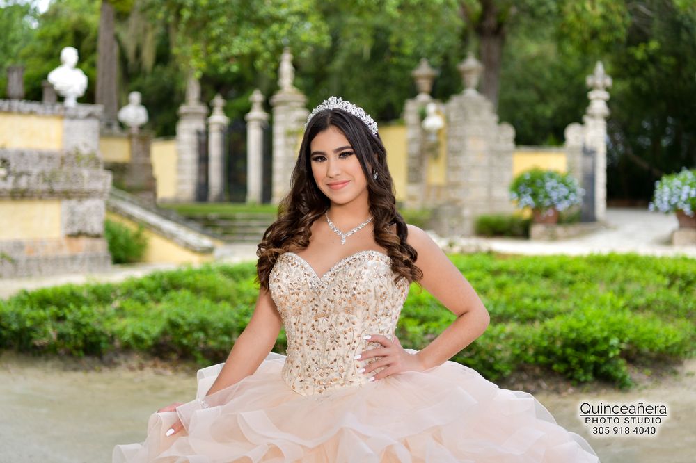QUINCEAÑERA PHOTO STUDIO Updated September 2024 28 Photos 4040 W