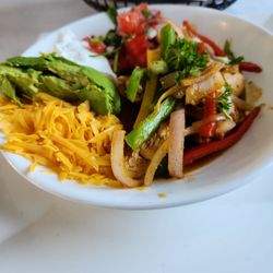 Keto Chicken Fajita Bowl