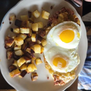 The Original Pancake House - Corned beef hash benedict - Pancakes Near Me - Maple Valley, Washington The Original Pancake House - Corned beef hash benedict - Pancakes Near Me - Maple Valley, Washington