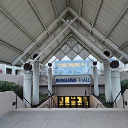 Exterior photo of Burglund Center - Roanoke, Virginia Exterior photo of Burglund Center - Roanoke, Virginia