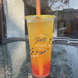 Strawberry poppers with pineapple refreshment