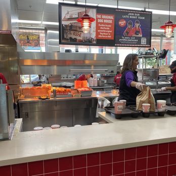 Portillo's - Counter service - food pick up area - Hot Dogs Near Me - Orlando, Florida