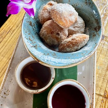 Wilfred's Lounge - malasadas - Hawaiian Near Me - Napa, California