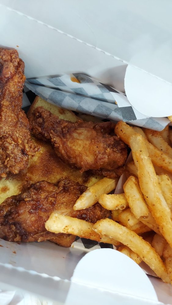 BURNIN MOUTH NASHVILLE HOT CHICKEN 1 Mills Cir, Ontario, CA Yelp