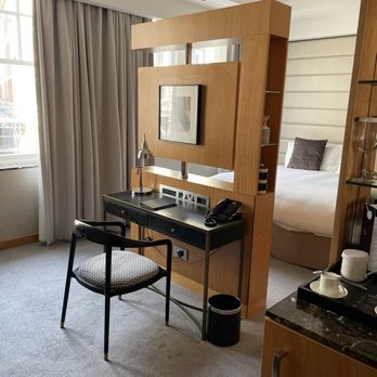 Conrad London St. James - Junior Suite, Room #243 - Hotels Near Me - London, XGL