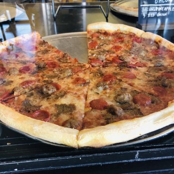 Flippin' Pizza - Meat - Pizza Near Me - Vista, California Flippin' Pizza - Meat - Pizza Near Me - Vista, California