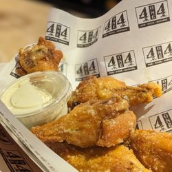 414 Pub & Pizza - Tempe - Bone-in Jumbo Hot Wings