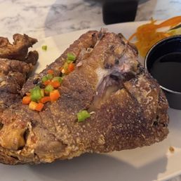 Crispy Pata