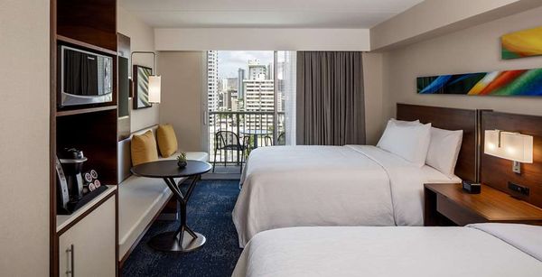 Hilton Garden Inn Waikiki Beach by null