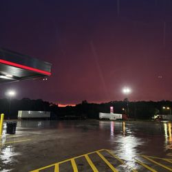 QuikTrip - Beautiful at night