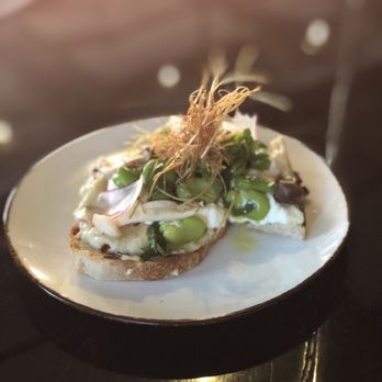 Fin & Brew - Burrata toast - New American Near Me - Peekskill, New York