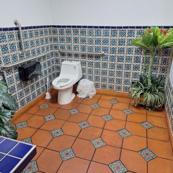 La Valentina - Nice and spacious restrooms - Mexican Near Me - Vancouver, Washington La Valentina - Nice and spacious restrooms - Mexican Near Me - Vancouver, Washington