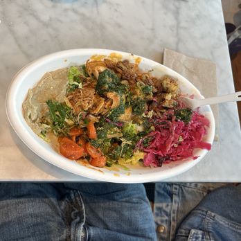 Brassica - Salad bowl with Chicken - Salad Near Me - Westlake, Ohio Brassica - Salad bowl with Chicken - Salad Near Me - Westlake, Ohio