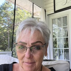 All About Monroe - "Touch up" done once home in GA at, All About Monroe, in Demorest. $250.00!!! Not happy.