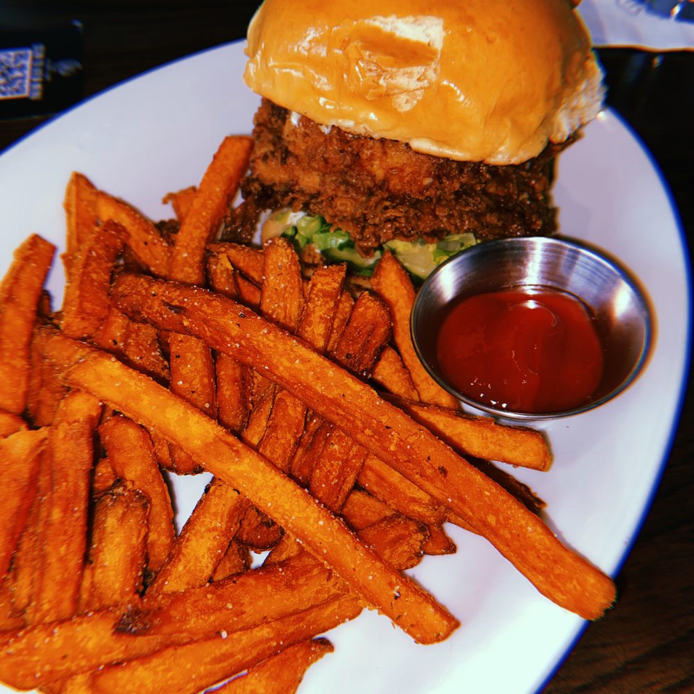 CIRCA at Navy Yard - fried chicken sandwich - American Near Me - Washington, DC, District of Columbia CIRCA at Navy Yard - fried chicken sandwich - American Near Me - Washington, DC, District of Columbia