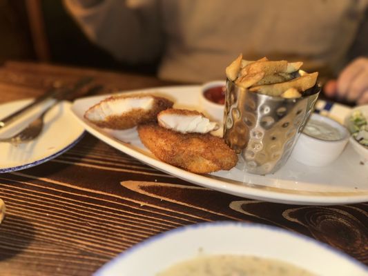 Duke’s Seafood Bellevue by null