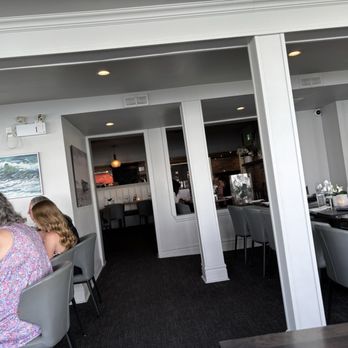 Lake House Restaurant - Mediterranean Near Me - Vineland, Ontario