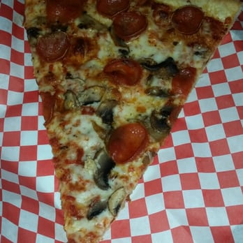 LOCAL PIE - "Holy grail" slice, fresh mushrooms , pepperoni, and fresh garlic. Deliciousness - Pizza Near Me - Miami, Florida LOCAL PIE - "Holy grail" slice, fresh mushrooms , pepperoni, and fresh garlic. Deliciousness - Pizza Near Me - Miami, Florida