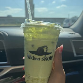 Wicked Snow - mango matcha latte - Desserts Near Me - Austin, Texas