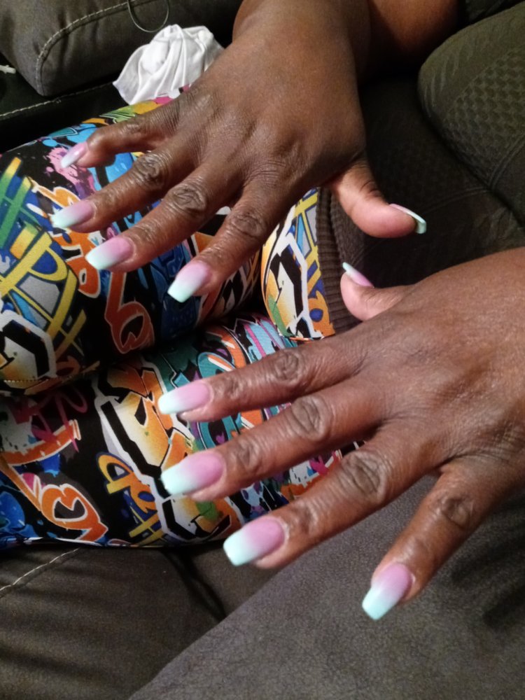 LYLY NAIL SALON Updated August 2024 13 Reviews 1040 Roma Ave