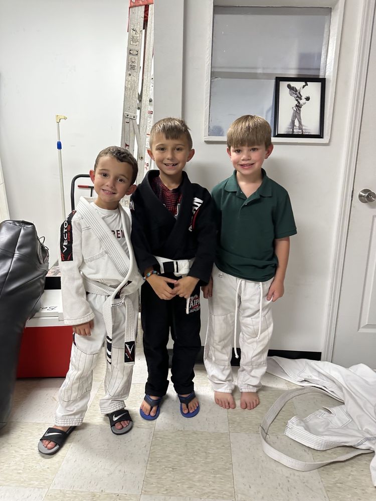 EXTREME MIX MARTIAL ARTS AND FITNESS Updated August 2024 11 Photos