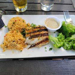 Harry's Restaurant - Mahi Mahi entrée