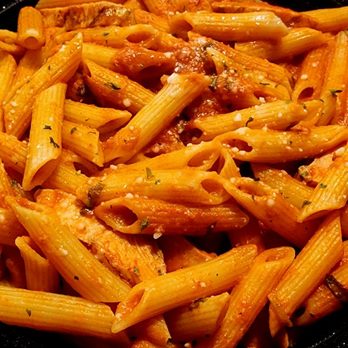 Rocco's Pizza - Penne in blush sauce with chicken - Pizza Near Me - Collegeville, Pennsylvania Rocco's Pizza - Penne in blush sauce with chicken - Pizza Near Me - Collegeville, Pennsylvania