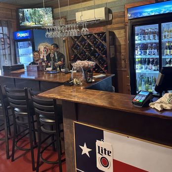 Paps Italian Grill - Wine and beer bar - Italian Near Me - Hondo, Texas Paps Italian Grill - Wine and beer bar - Italian Near Me - Hondo, Texas