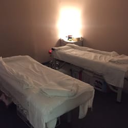 Double massage table for couples