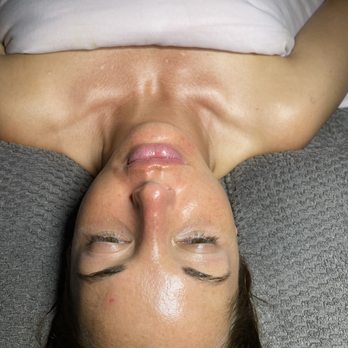 Skin suite OC - Repairing her skin barrier 1st treatment - Estheticians Near Me - San Clemente, California