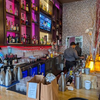 Mantra India - Interior - Indian Near Me - Mountain View, California